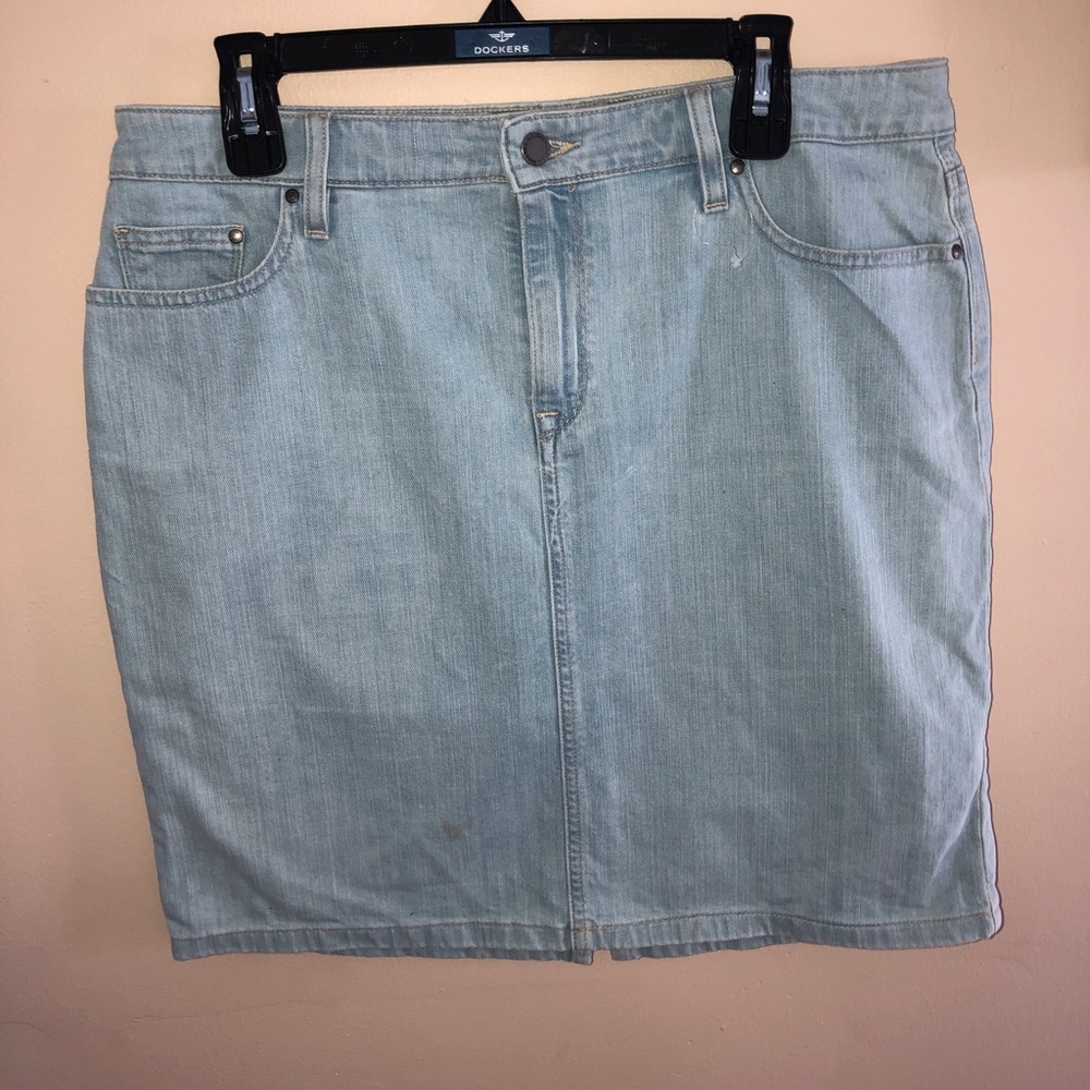 L.L bean light blue jean skirt sized 12